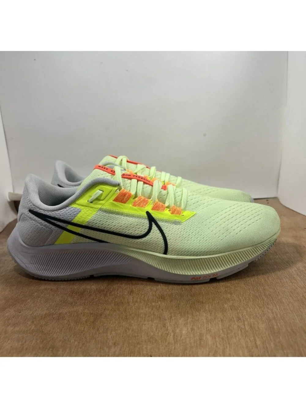 Nike Air Zoom Pegasus 38 CW7356-700 Men's 13 Running Shoes Barely Volt Sneakers